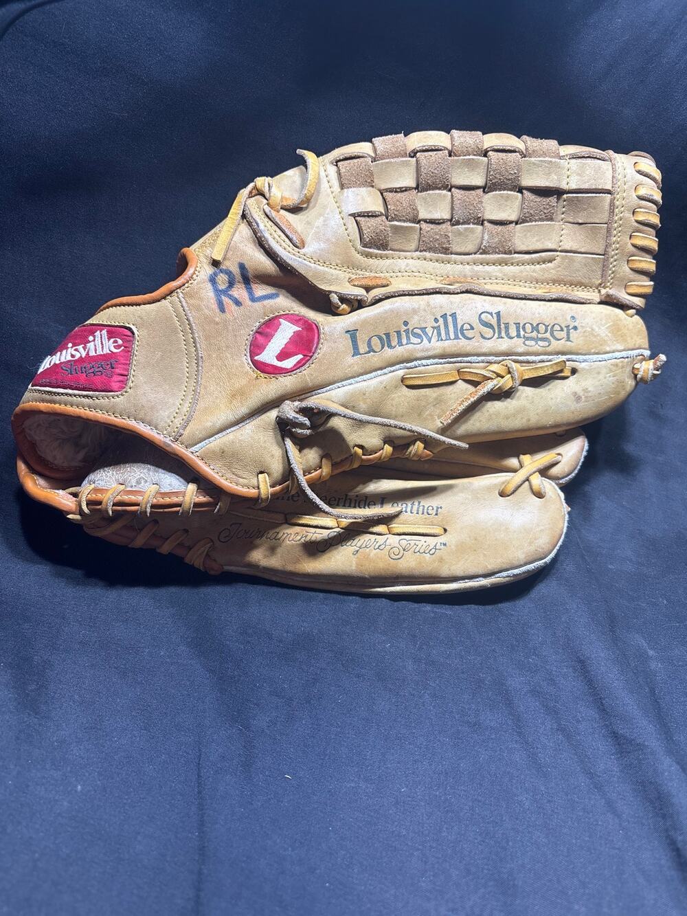 Louisville Slugger TPS 13 Baseball Glove Leather Basket Web Right Hand Throw RHT